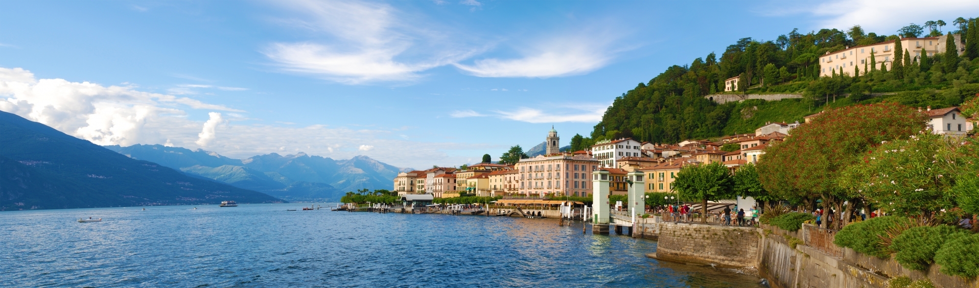 Noleggio Infiniti a Lago di Como